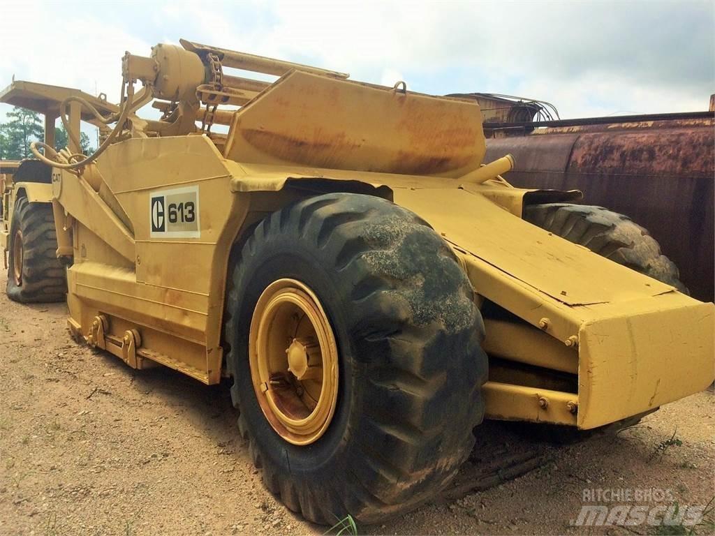 CAT 613 铲运机