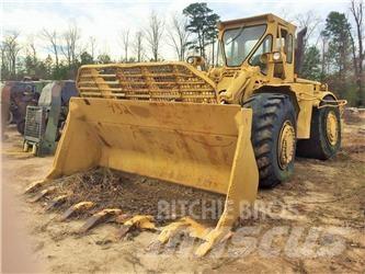 CAT 988 轮式装载机