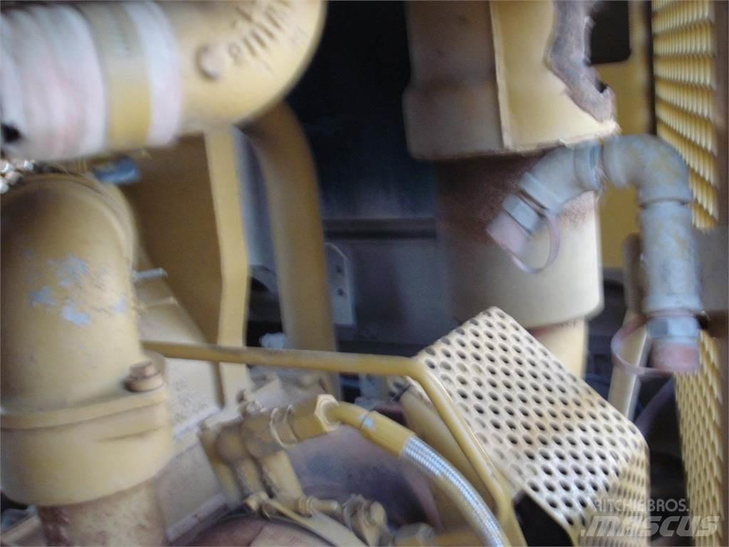 CAT D11R 履带式推土机
