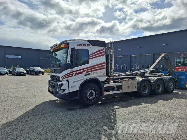 Volvo FMX 8X4*4 自卸式货车