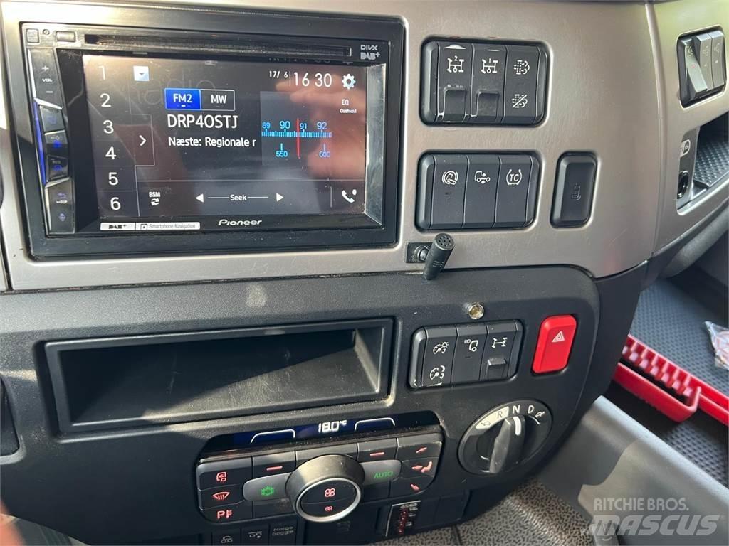 DAF CF 480 FAX 8x2*6 可拆卸式卡车