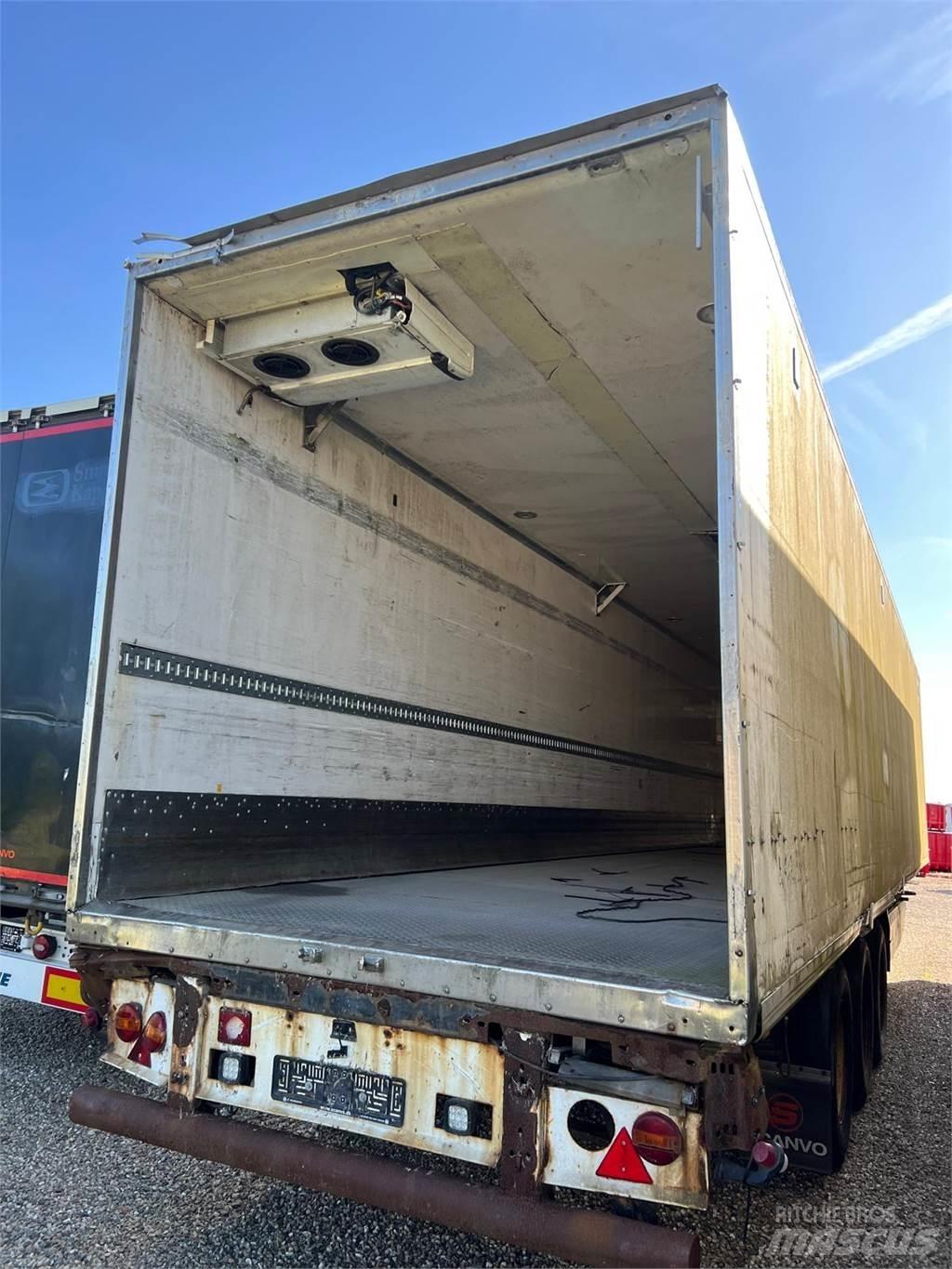 Krone 13,6 mtr boks 半挂厢式车