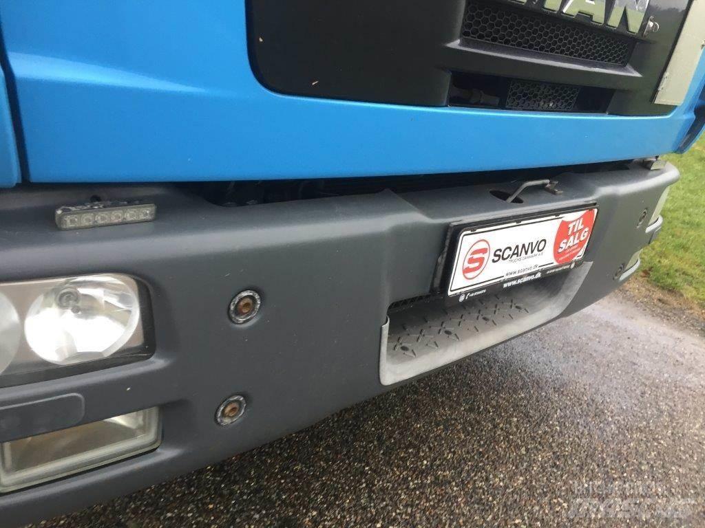MAN TGL 12-220 BL 篷布货车