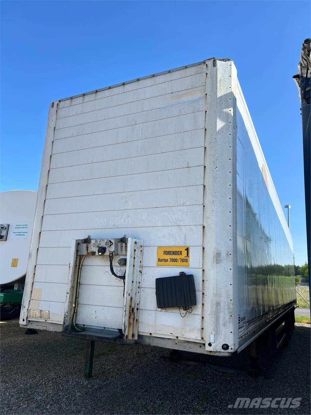 Schmitz 13,6 mtr boks 半挂厢式车