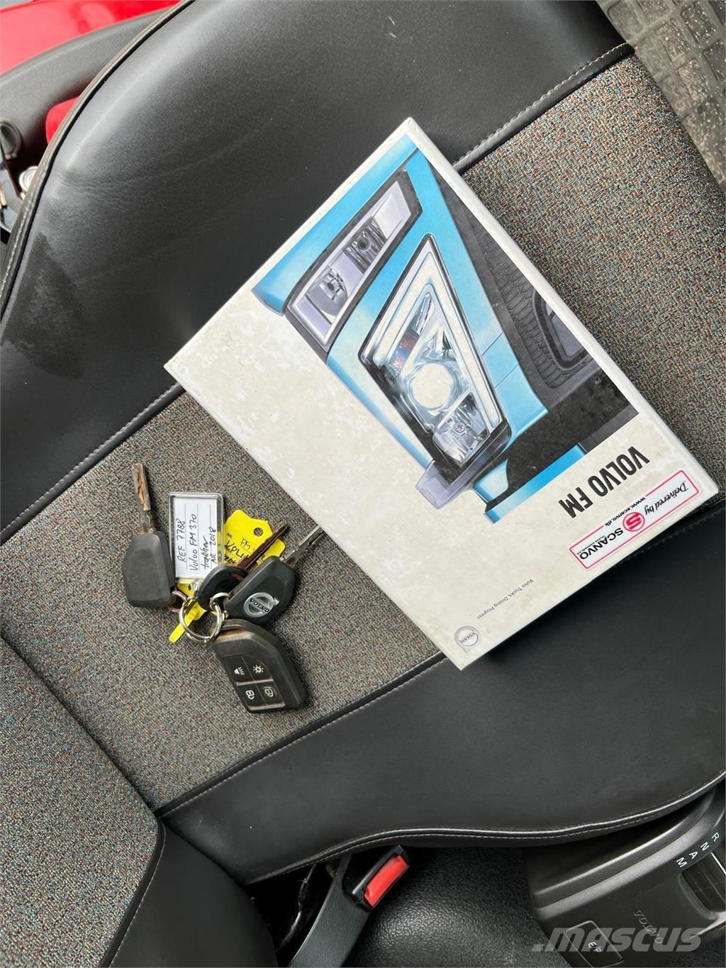 Volvo FM370 牵引车