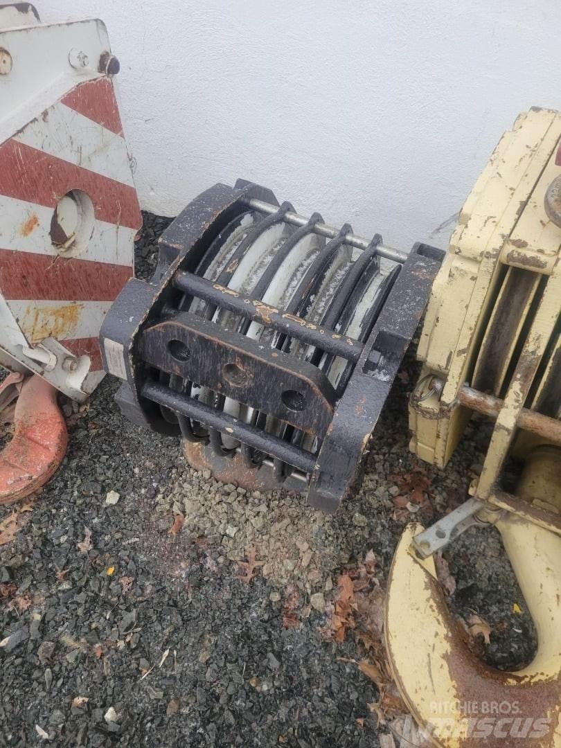 Liebherr  起重机配件设备