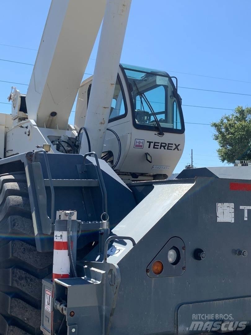 Terex  越野轮胎起重机︳越野吊︳越野起重机︳移动式起重机