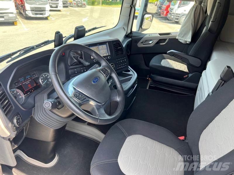 Ford F-MAX 牵引车