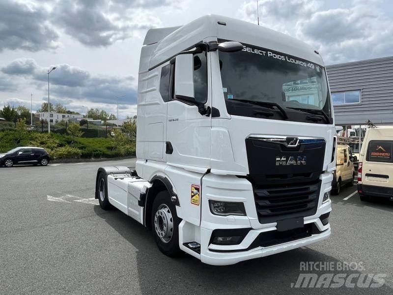 MAN TGX 牵引车