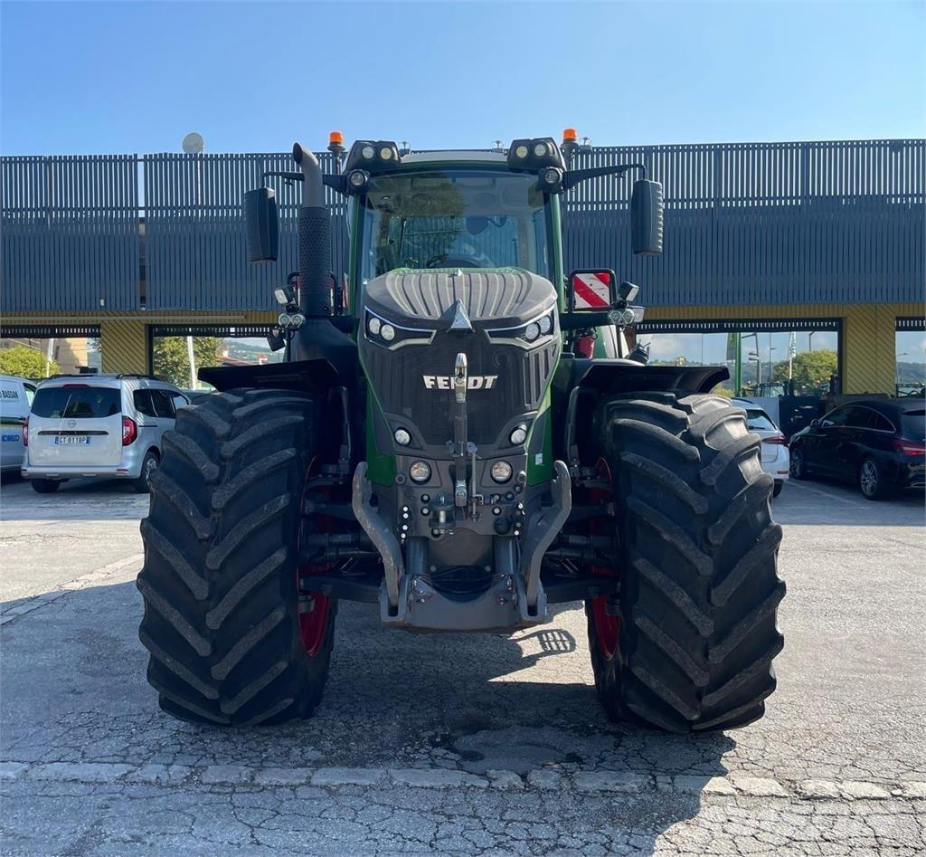 Fendt 942 VARIO 拖拉机/农用车