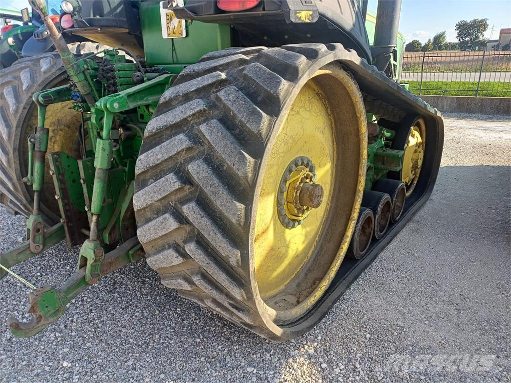 John Deere 8320 RT 拖拉机/农用车