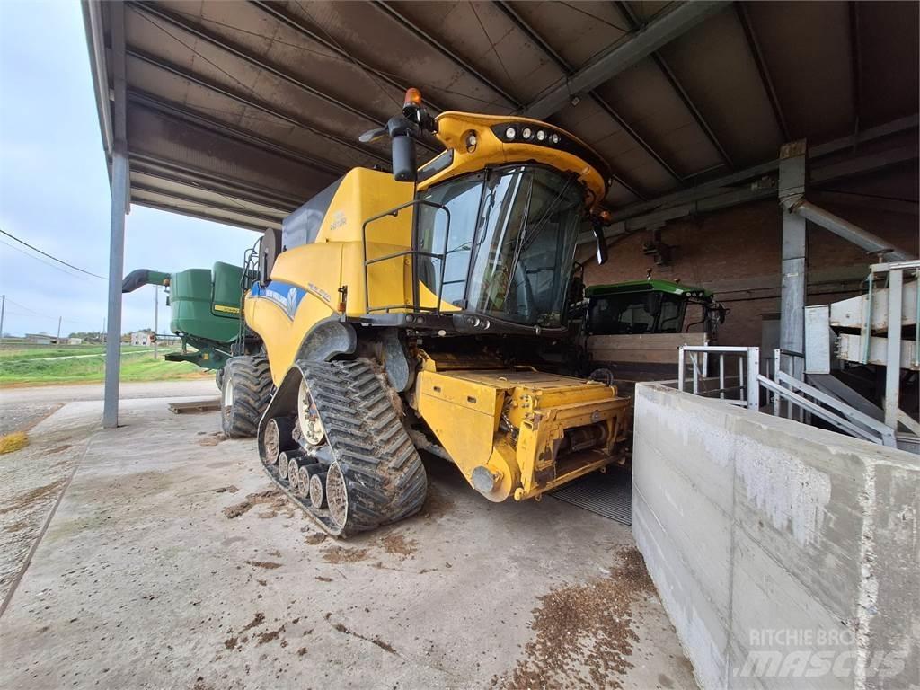 New Holland CR9.90 联合收割机