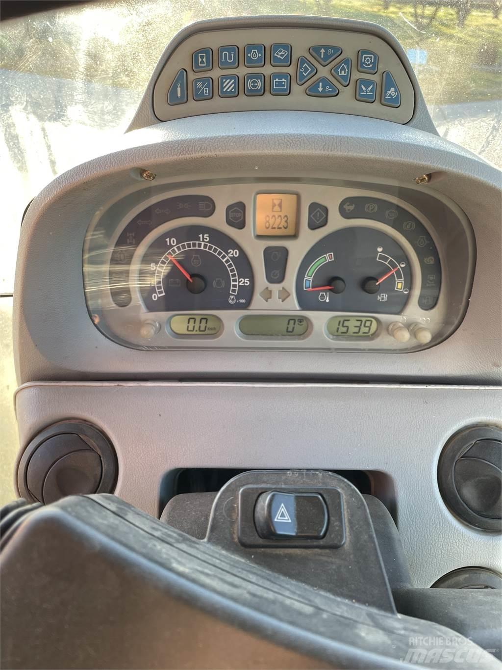 New Holland T6060 拖拉机/农用车