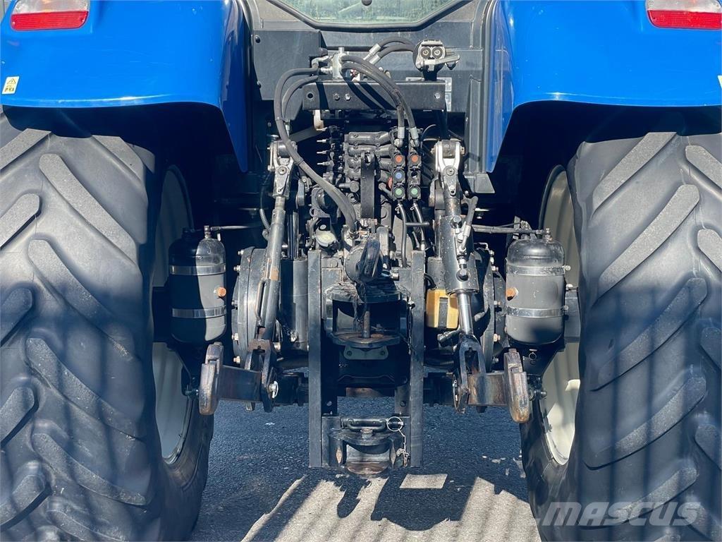 New Holland T7 210 拖拉机/农用车