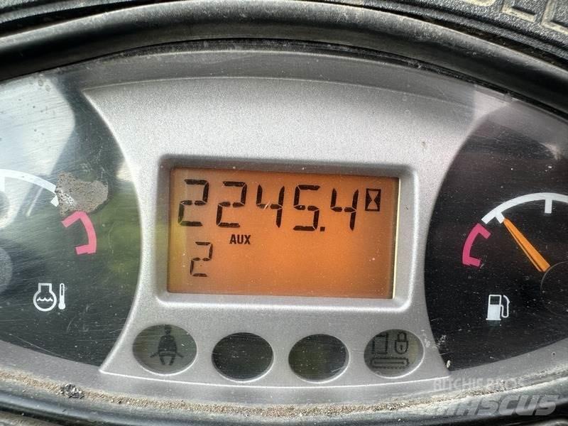 Bobcat E45 中型挖掘机