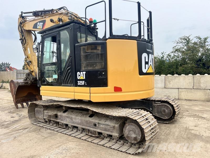 CAT 325FL 履带挖掘机