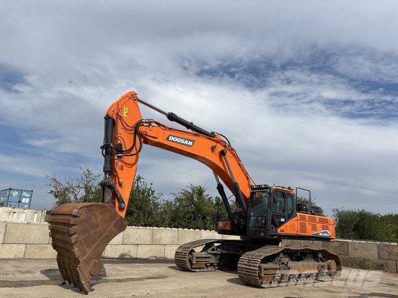 Doosan DX530LC-7 履带挖掘机