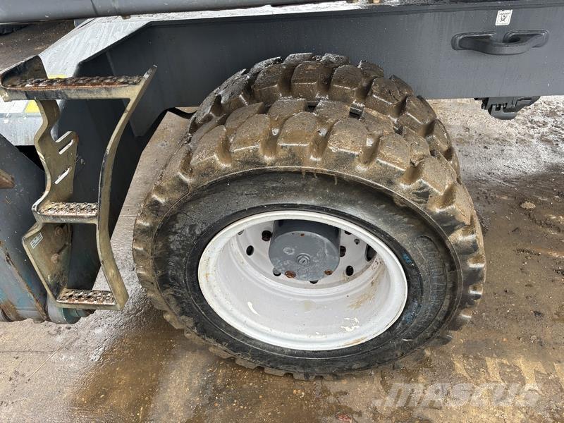 Fuchs MHL320 物流运输-其他