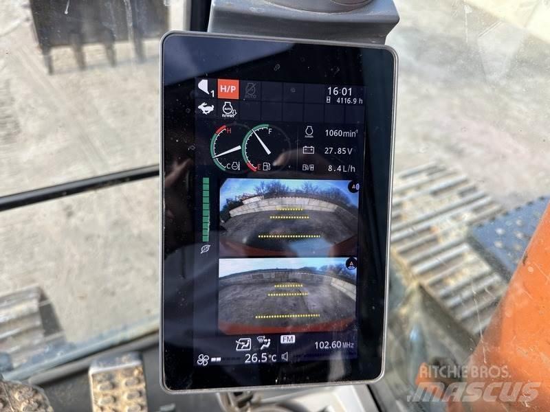 Hitachi ZX130 履带挖掘机