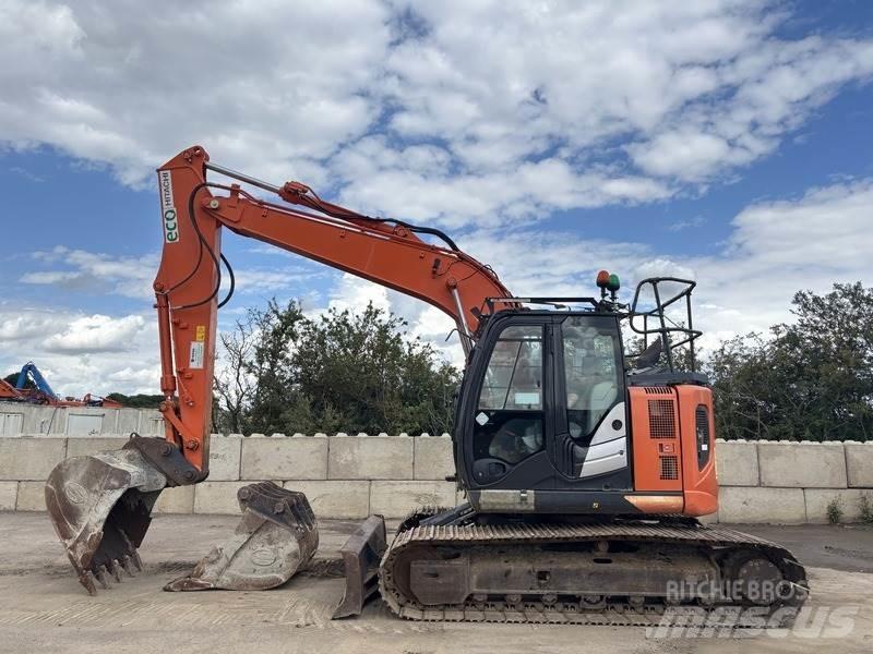 Hitachi ZX135 US-6 履带挖掘机