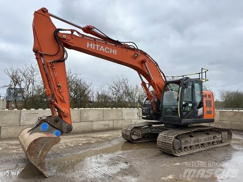 Hitachi ZX225USLC-6 履带挖掘机