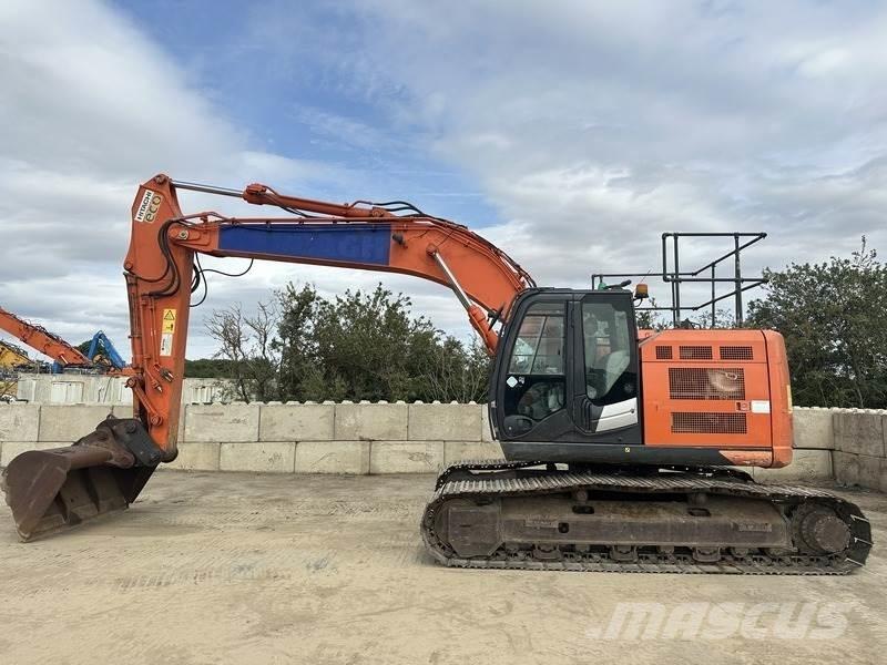 Hitachi ZX225USRLC-6 履带挖掘机