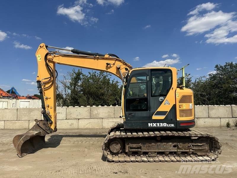 Hyundai HX130LCR 履带挖掘机