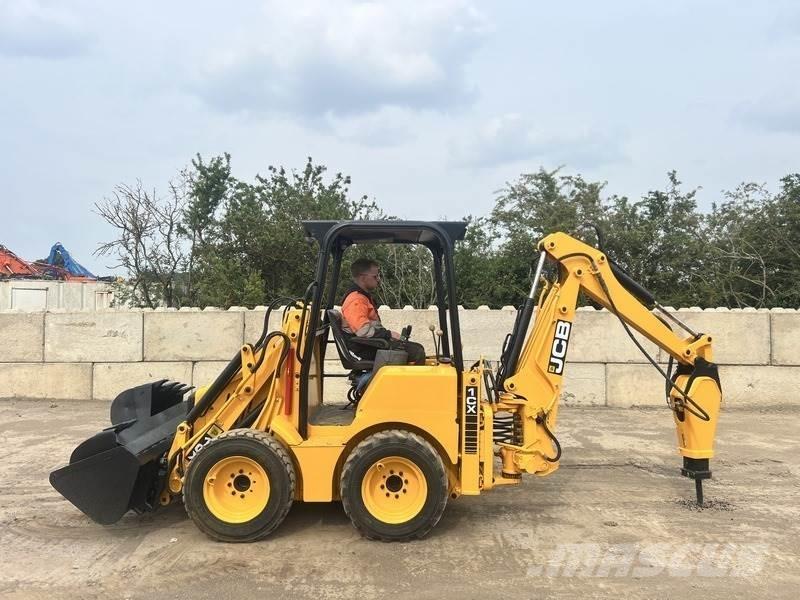 JCB 1CX 反铲装载机