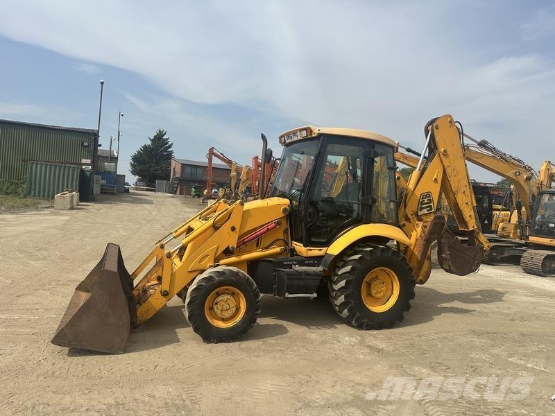 JCB 3CX 反铲装载机