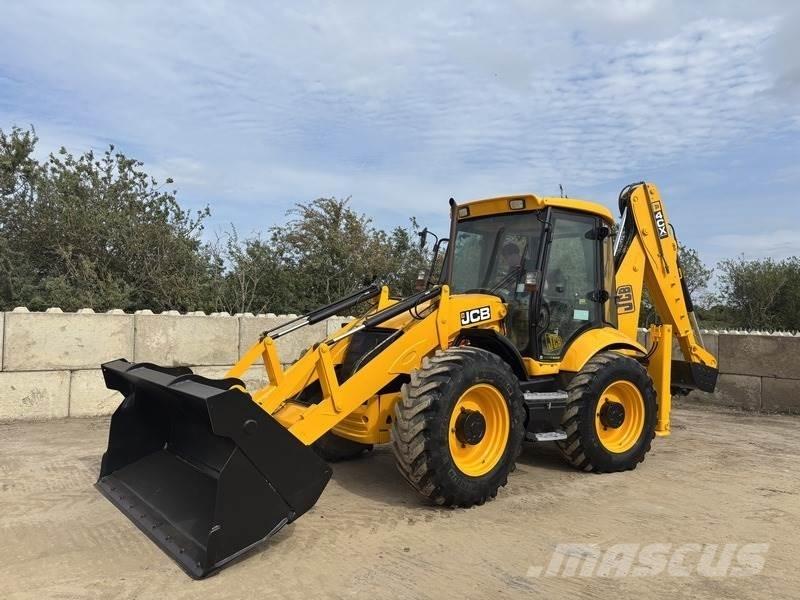 JCB 4CX Sitemaster 反铲装载机