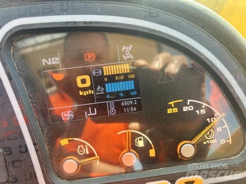 JCB 550-80 伸缩臂叉装车|叉装车