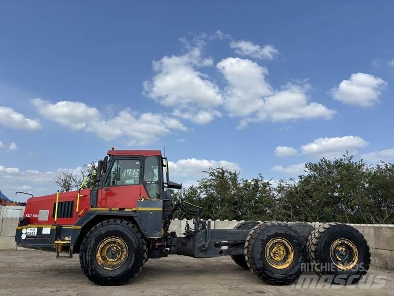 Komatsu HM300-1 铰接式自卸车