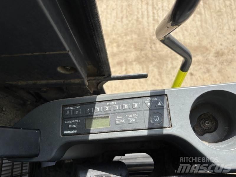 Komatsu PC210LC-10 履带挖掘机