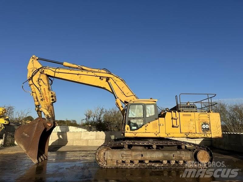 Komatsu PC600LC-7 组装挖掘机