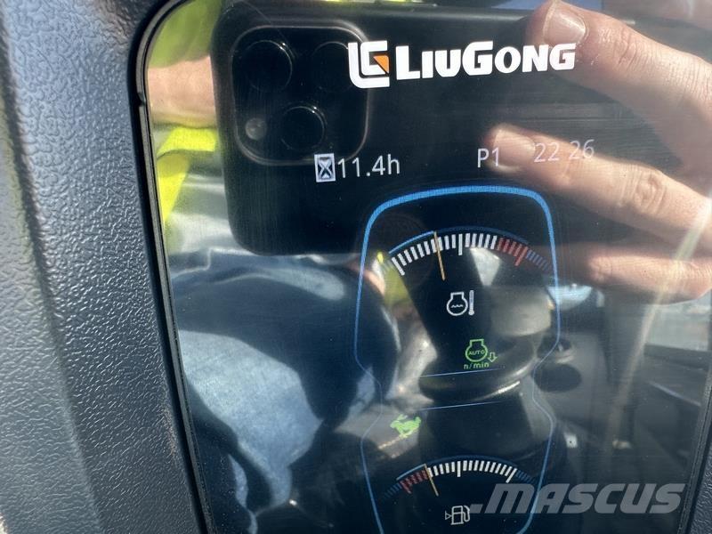 LiuGong CLG9035F 小型挖掘机