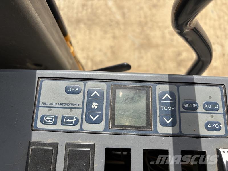 LiuGong CLG915E 履带挖掘机