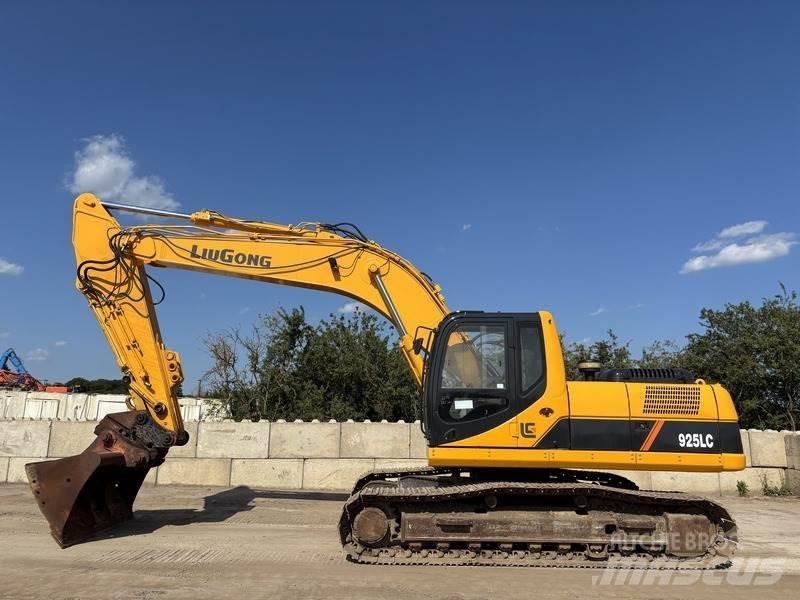 LiuGong CLG925LC 履带挖掘机