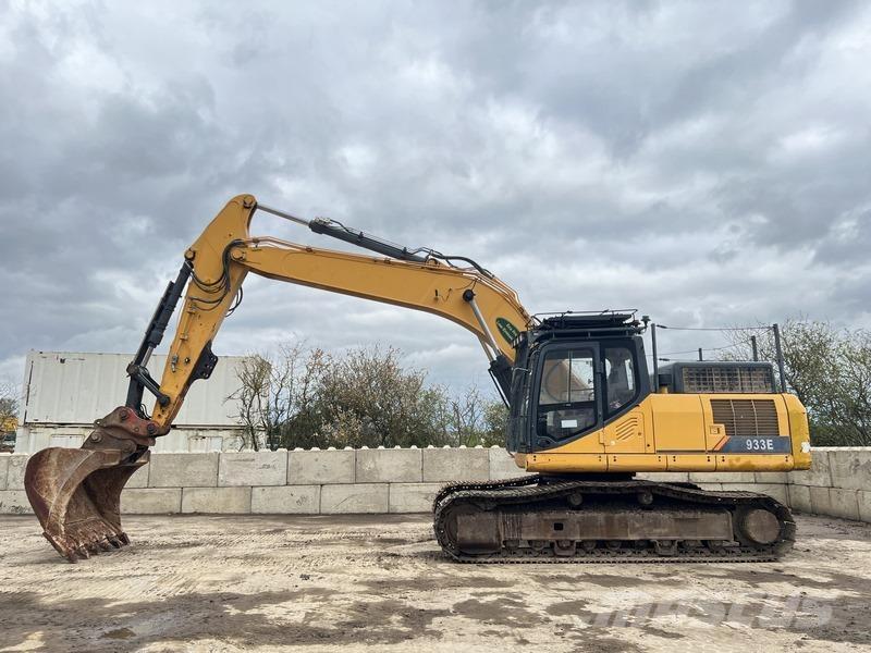 LiuGong CLG933 履带挖掘机