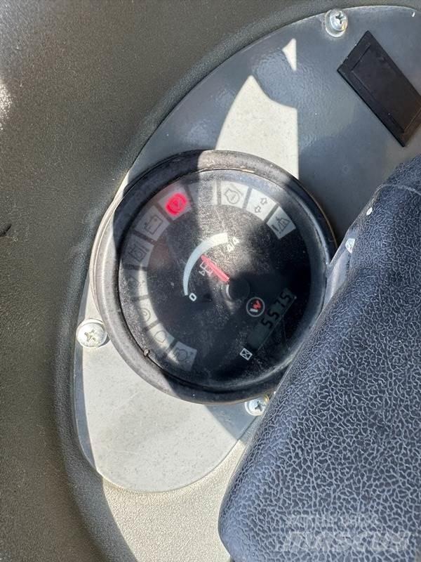 Wacker Neuson 1001 翻斗车\公路型自卸车