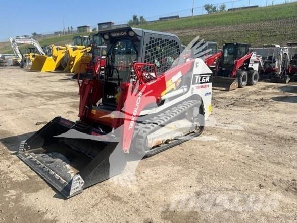 Takeuchi TL6R 滑移装载机