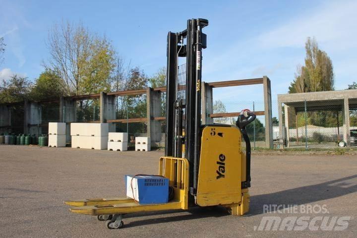 Yale MS14AC 手推堆垛车