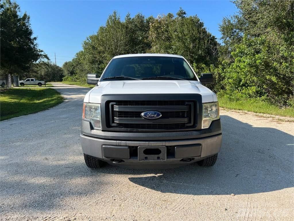 Ford F-150 皮卡车