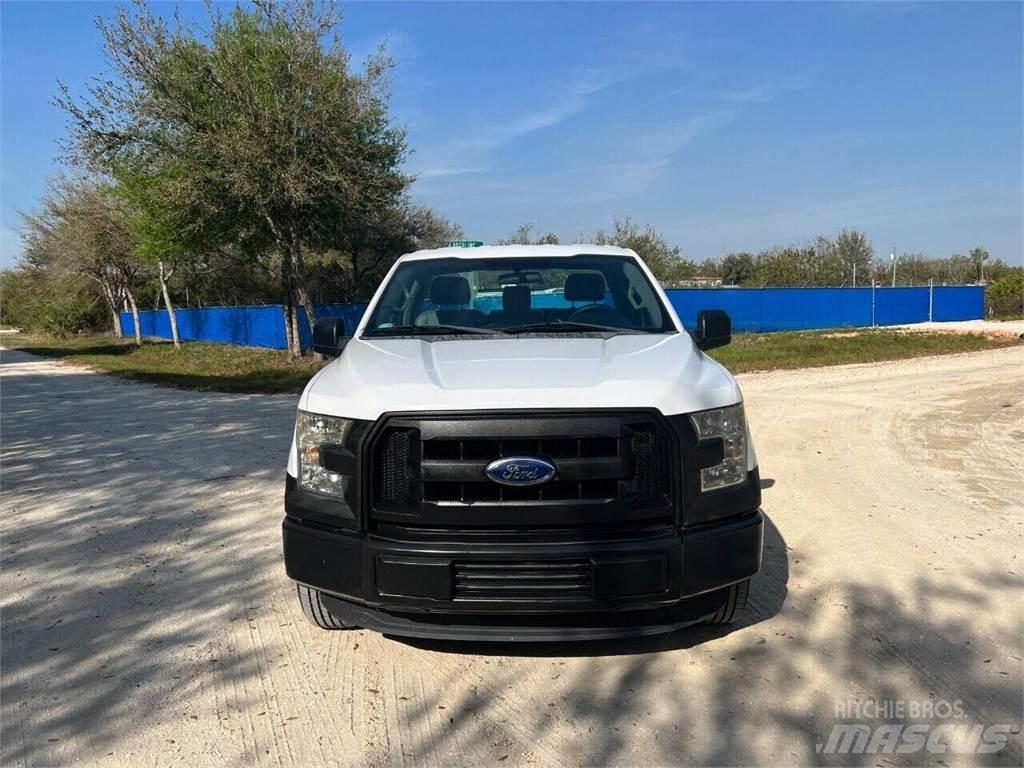 Ford F-150 皮卡车