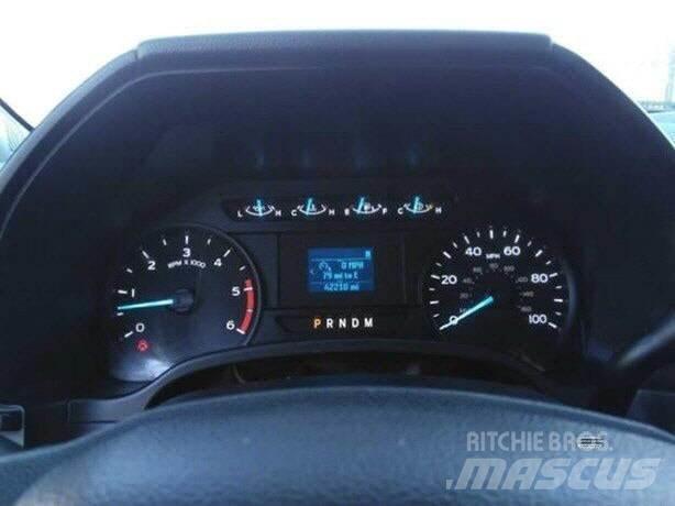 Ford F550 UTILITY BO 厢式货车