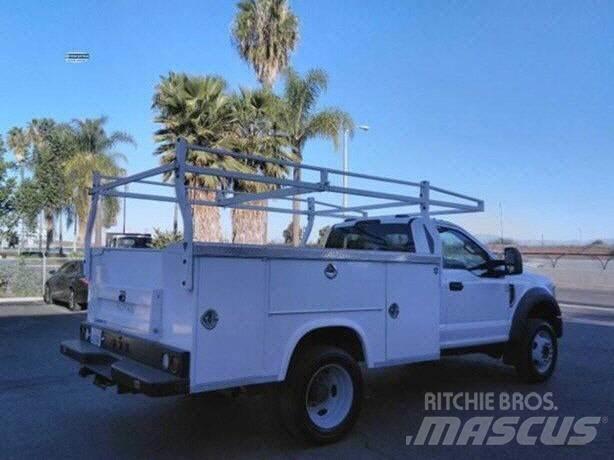Ford F550 UTILITY BO 厢式货车
