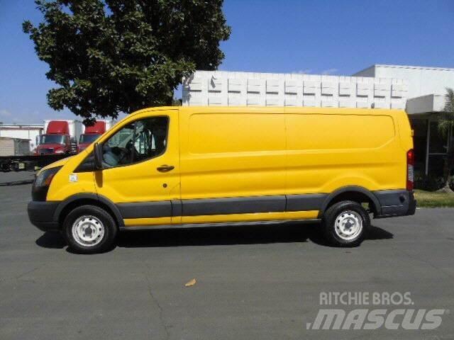 Ford TRANSIT 250 CAR 厢式货车