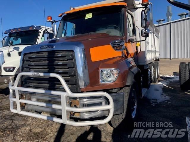 Freightliner 114SD 平板车
