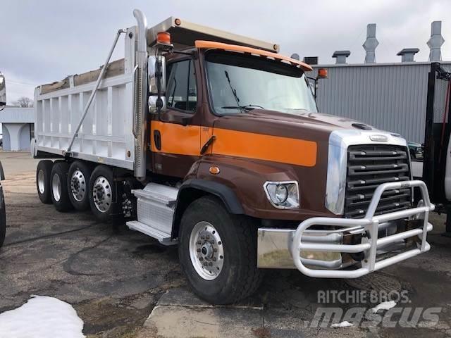 Freightliner 114SD 平板车