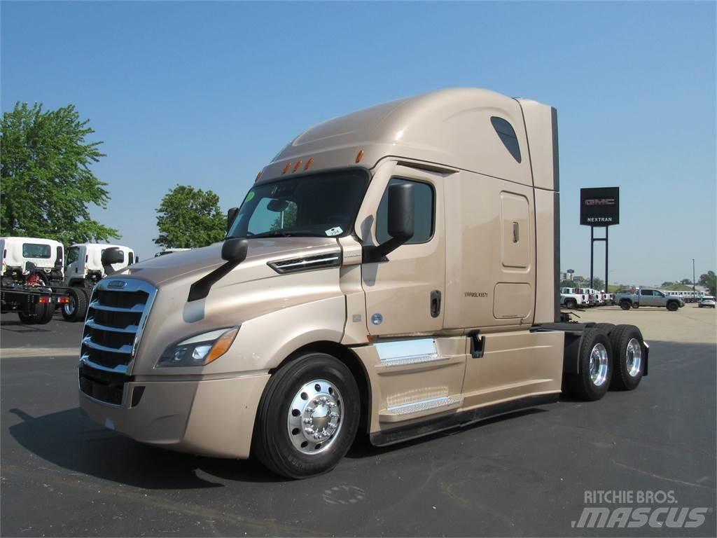 Freightliner CA126SLP 牵引车