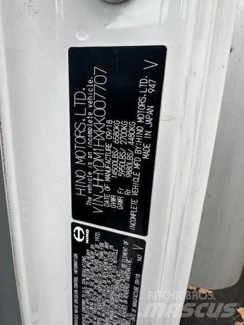 Hino 155 厢式货车